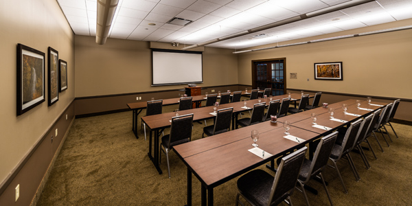Classroom style meetings at The Lodge at Geneva-on-the-Lake